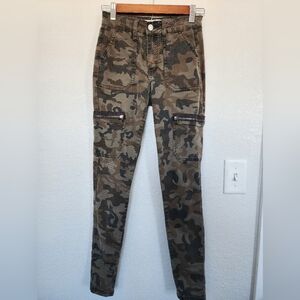 ​Rancan Camo Cargo Skinny Pants with Zipper Pockets Size 25